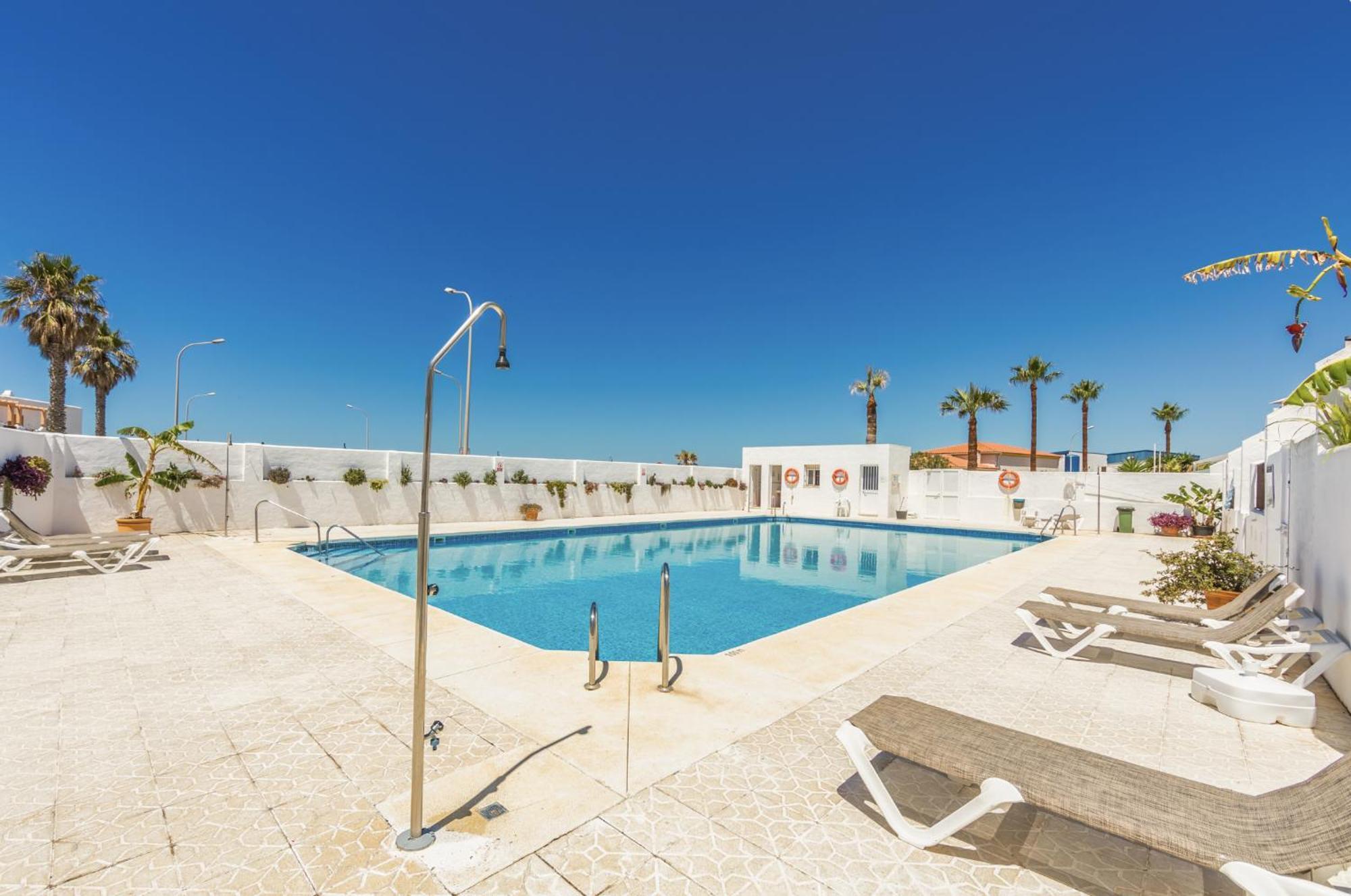 Los Lances Beach Apartments Тарифа Экстерьер фото