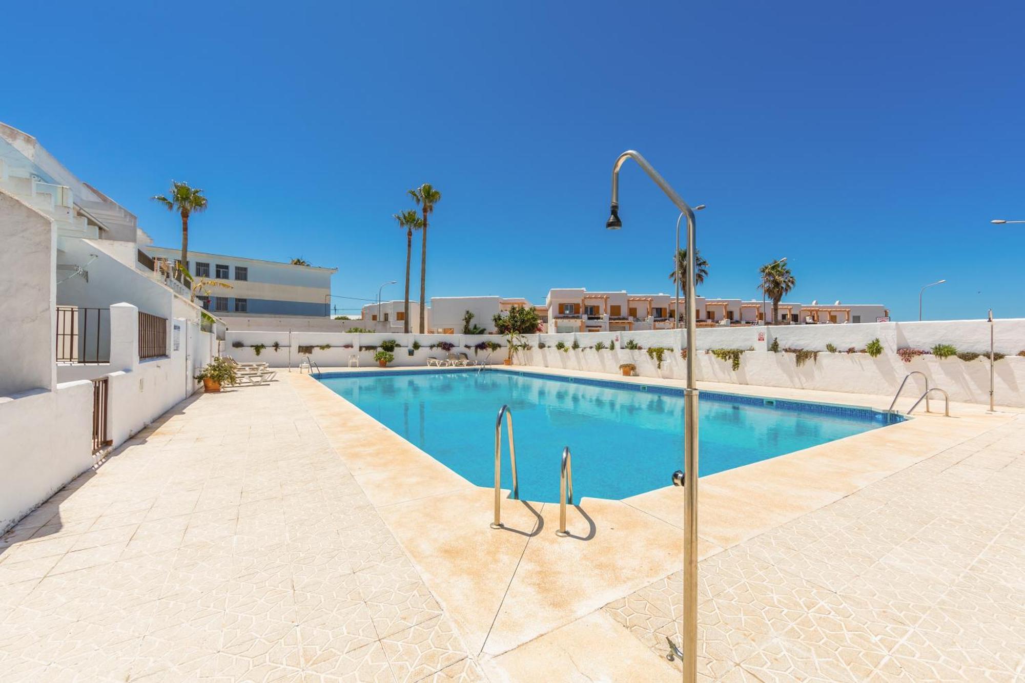 Los Lances Beach Apartments Тарифа Экстерьер фото
